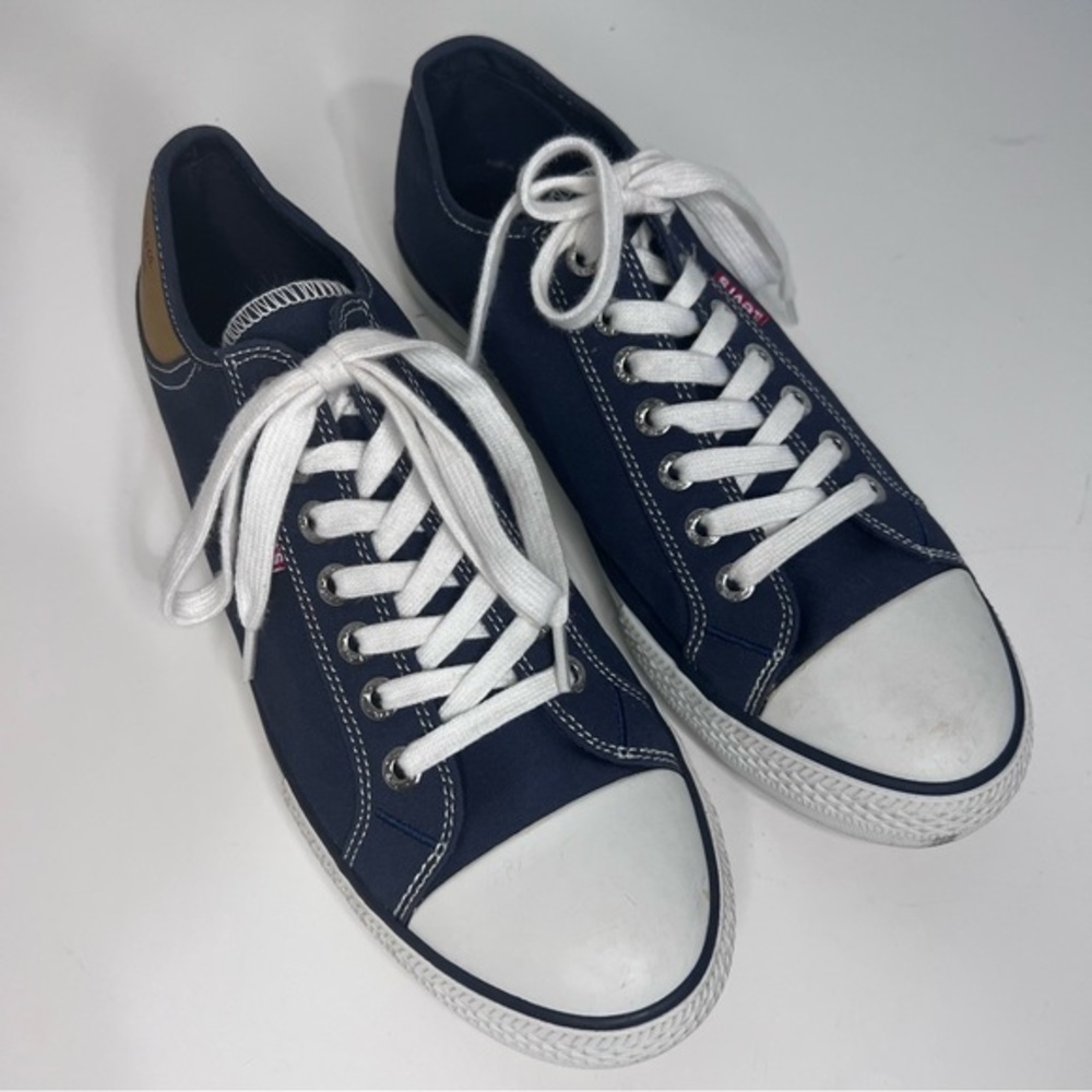 Levi's Navy Canvas Low Top Sneakers Size 11